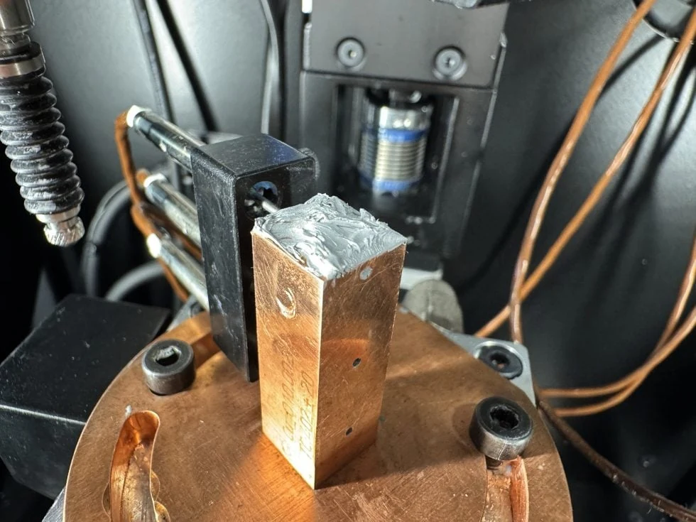 MX-6 Rev 4 applied consistency Arctic MX-6 paste applied to a die, holding its shape without spreading